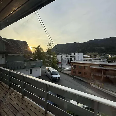 Appartement Spacious And House With 5 Bedroms
