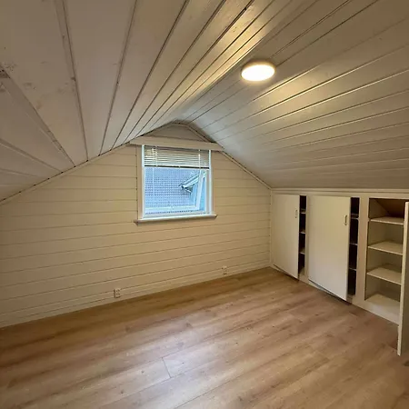 Apartment Spacious And House With 5 Bedroms Forde (Sogn og Fjordane)