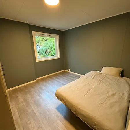 Lejlighed Spacious And House With 5 Bedroms